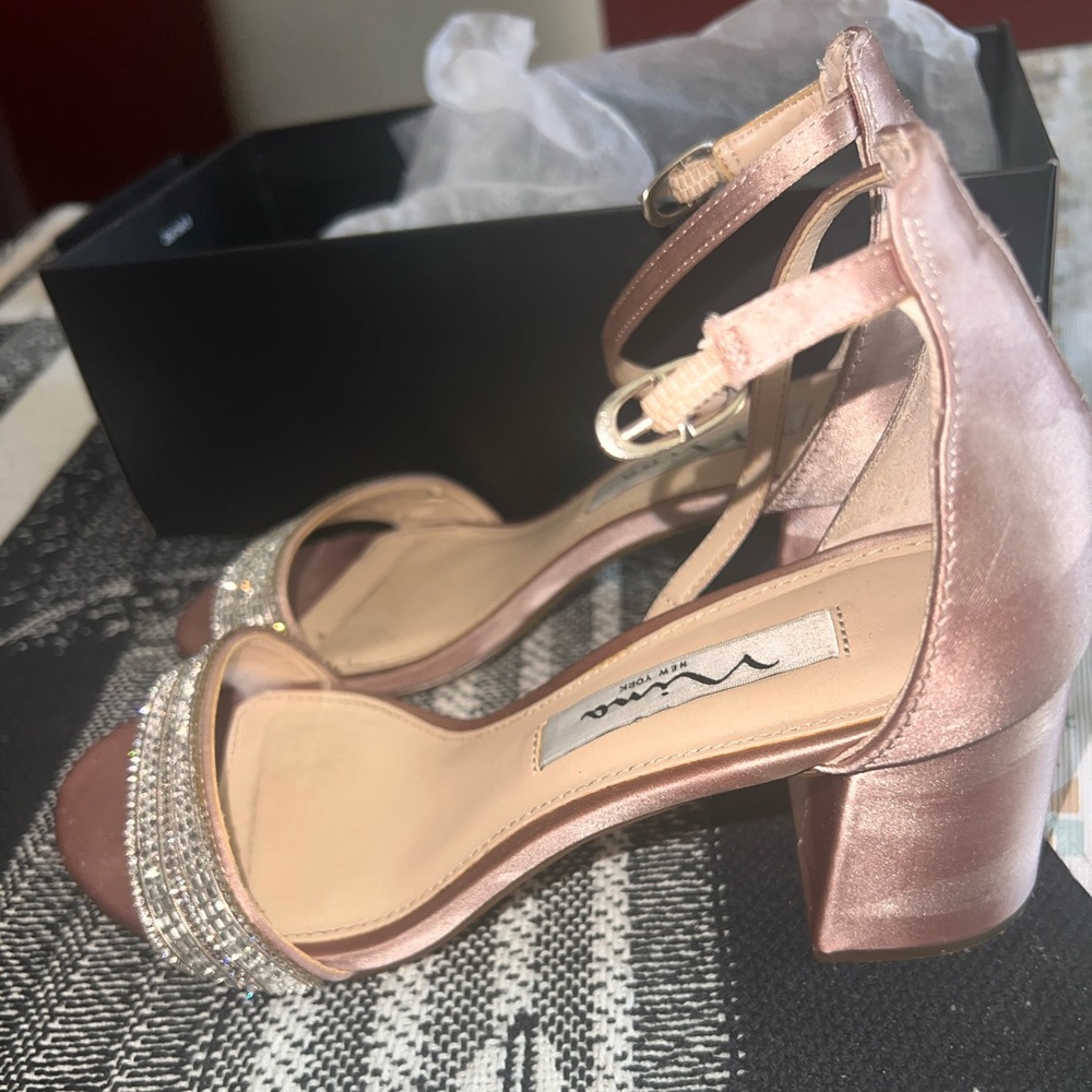 Nina block heel sandals sz 5.5 with box
